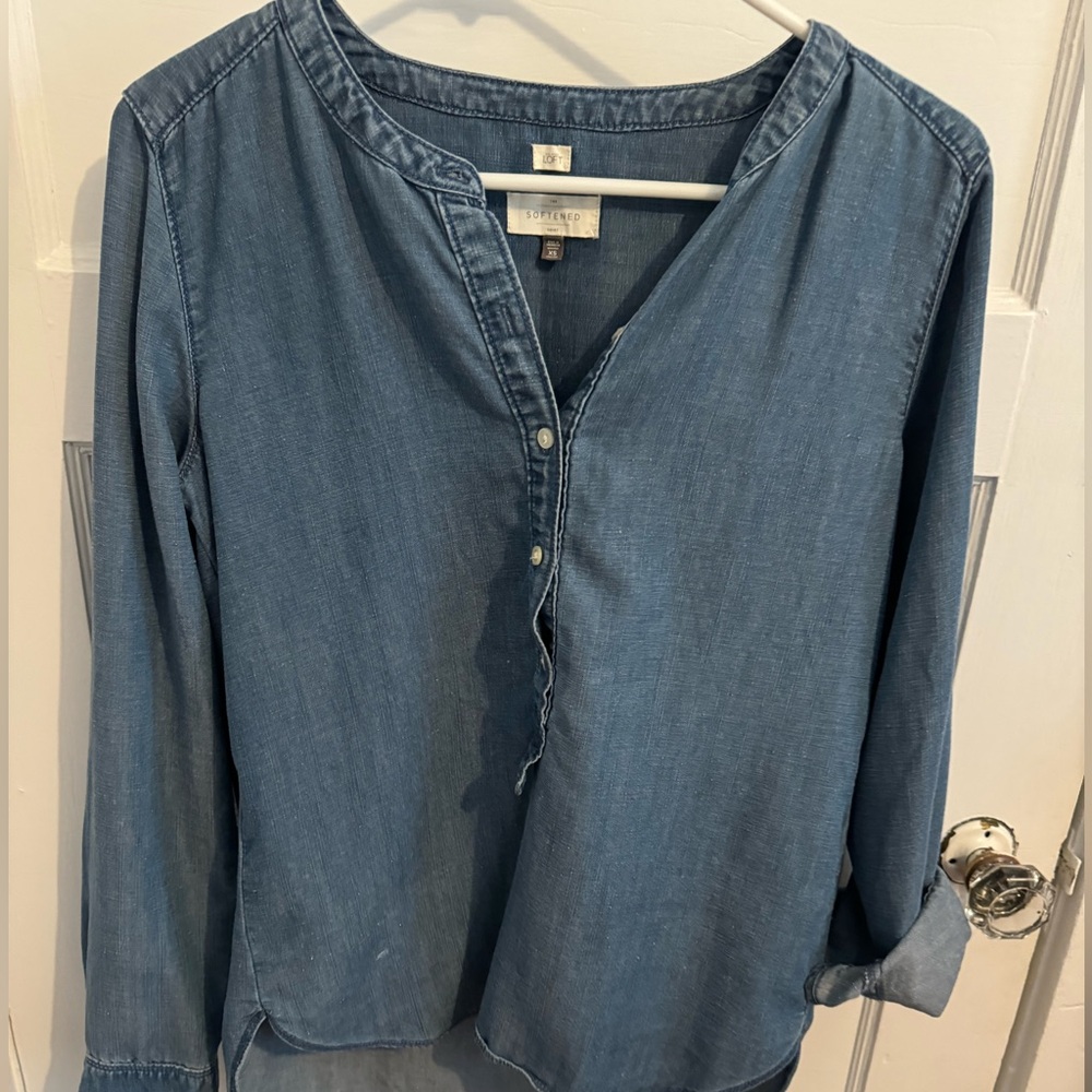 Loft soft denim shirt, like new!